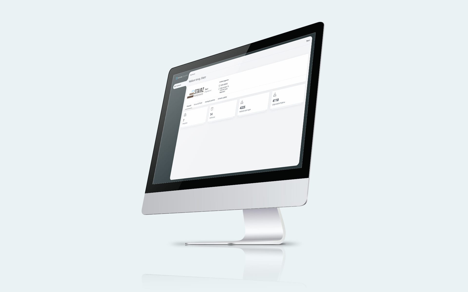 Monitoringdashboard van een Tribe CRM API-koppeling op een iMac