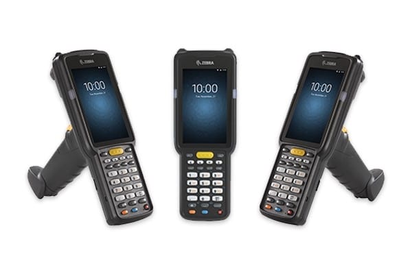Drie Zebra MC3300 mobiele RFID-readers vanuit verschillende hoeken